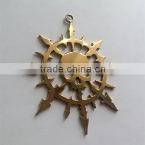 Wholesale Stainless Steel Gold Plated Arrowhead Charm Jewelry Biker Skull Pendant Jewelry thumbnail-3