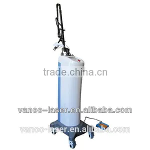 Medical Fractional Laser CO2 Machine For Spot Scar Pigment Removal Deeply Wrinkle Removal And Scar Removal Equipment 100um-2000um thumbnail-1