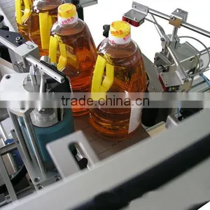 Semi Automatic Labeling Machine of Single Side Bottle Labeling Machine thumbnail-2