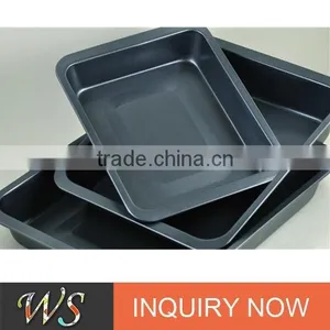 Non-stick Rectangular Roast Pan thumbnail-1