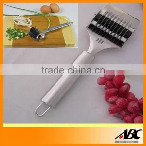 Durable Convenient Stainless Steel Onion Cutter thumbnail-1