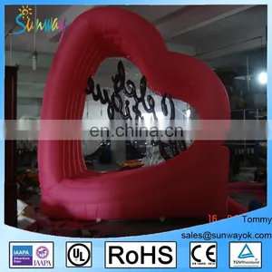 Large Inflatable Pink Heart thumbnail-2