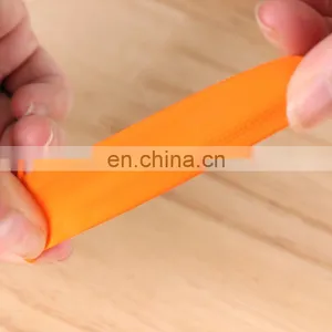 Finger Protector Silicone Thumb Knife Protector Gears Cutting Vegetable Harvesting Knife Pinching Plant Blade Scissors Gloves thumbnail-2