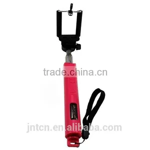 Rechargeable Focus Bluetooth Selfie Stick,wireless Bluetooth Monopod QC13 thumbnail-1