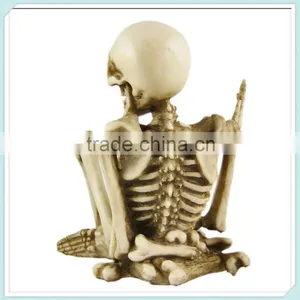 Skull Wine Holder thumbnail-3