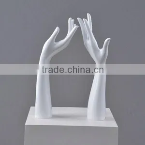 Cheap Female Mannequin Hand for Sale thumbnail-3