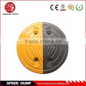Black and Yellow End Rubber Speed Humps thumbnail-1