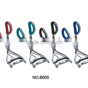 Wholesale Cosmetic Accessories Eyelash Curler thumbnail-1