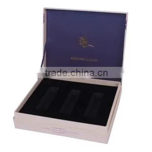Custom Wholesale High Quality Cardboadr Magnetic Rectangle Folding Paper Box thumbnail-1