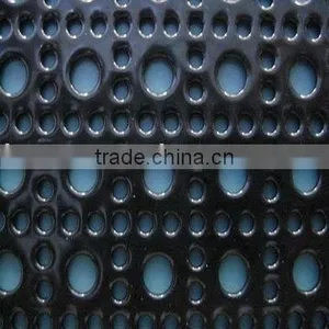 Perforated Metal Mesh thumbnail-1
