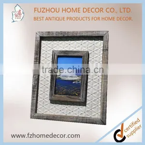 Promotional 4x6" Distressed Wooden Photo Frame With Metal Pattern Decor for Home Use thumbnail-3