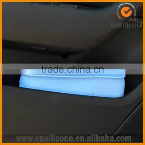 Silicone Rubber Small Waste Bin With Cover for Car Decoration Interior thumbnail-1