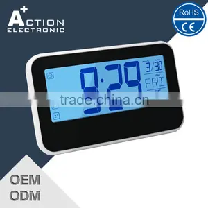 Modern Desk Clock With Sound Sensor thumbnail-1