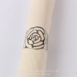 Wholesale Gold And Silver Colored Metal Napkin Ring With Flower Design thumbnail-2