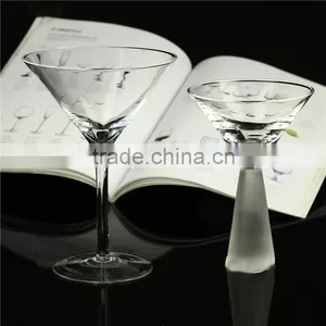 Handblown Custom Crystal Thick Base Cocktail Glass Martini Glass for Holiday Gift Barware thumbnail-1