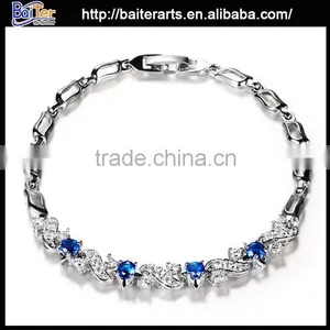 Multi Colors Women's Alloy Copper Heart Shaped Zircon Ruby Bracelet Bangles thumbnail-5