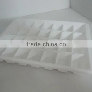28 Lattices Plastic PP Ice Cube Mold thumbnail-1