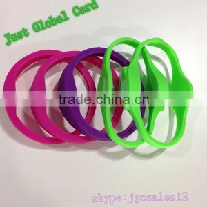 High Quality Carte Rfid for Events Uhf Rfid Wristband thumbnail-1
