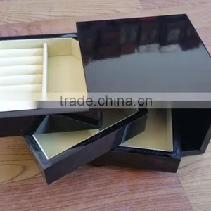 Modern High Gloss Paint 3 Layer Spinning Display MDF Jewelry Box thumbnail-2