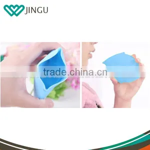 2016 China Supplier Promotional Leaf Shaped Silicone Pocket Cup thumbnail-1