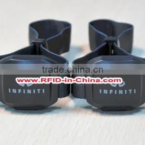 Programmable RFID Wristband With LED Light With Low Price thumbnail-4