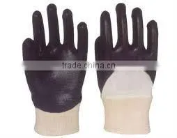 Neoprene Gloves thumbnail-1