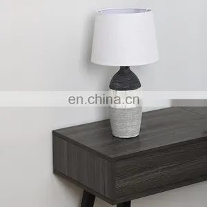 Oriental Elegant Design Hotel Living Room Porcelain Bedside Desk Lamp for Sale thumbnail-4