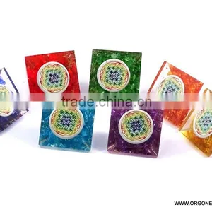 Orgonite Little Pyramid Chakra Rainbow Flower Of Life Set thumbnail-1