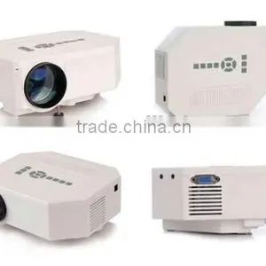 UNIC Home Theater Projector 150 Lux Lumens WVGA (640*480 ) LCD UC30 Mini Pico Projector thumbnail-1