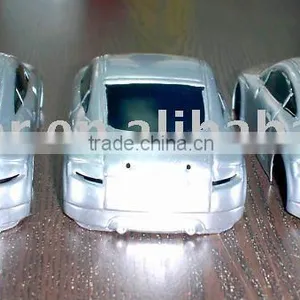 Car-shaped Tin Box thumbnail-1