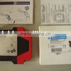 XPSAF5130P SAFETY RELAY TELEMECANIQUE thumbnail-1