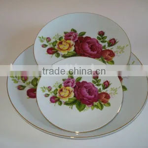 Dinnerware Souvenir Plate Set thumbnail-1