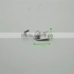 30mm*24mm White Color Traditional U Shape Classic Plastic Metal Hanging Hook thumbnail-4