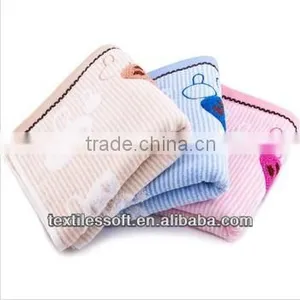 Colorful Mushrooms Jacquard Cotton Towel thumbnail-1