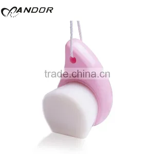 Patent Design Pink Handle Andor Face Cleansing Brush thumbnail-1