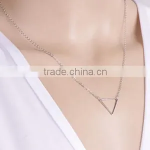 Fashion Simple Charm Jewelry Hollow OutTriangle Pendant Chain Pendant Clavicle Necklace thumbnail-2
