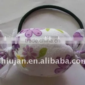 Fashion Feather Hair Accessory thumbnail-1