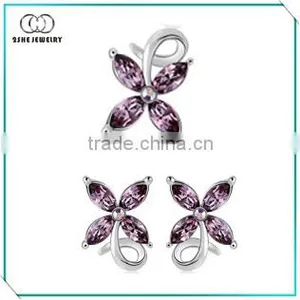 Hot Sale Flower Shaped Cubic Zircon Jewelry thumbnail-1