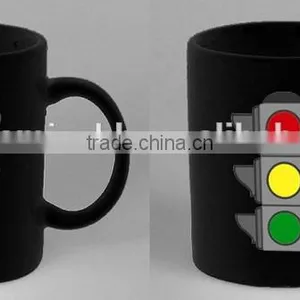 Eco-friendly Feature Magic Clor Ceramic Changing Mug thumbnail-1