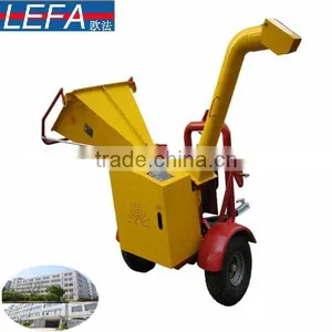 Hydraulic Tractor Pto Trailer Mounted Self Feeding Wood Chipper Shredder thumbnail-1