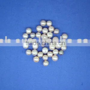 Cultured Round Freshwater Pearl Dyed Into Different Color thumbnail-1