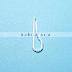 White Plastic Shirt Packing Clip thumbnail-2