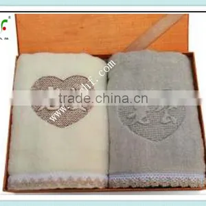 Gift Towel Present Towel for Couples Parents or Teacher thumbnail-4