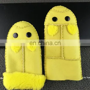 Manufacturer Wholesale Lovely Baby Lambskin Gloves Warm Mittens Fur Gloves thumbnail-1