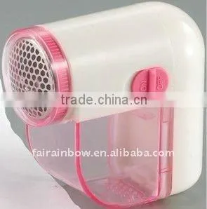 Battery Operated Fabric Shaver thumbnail-1