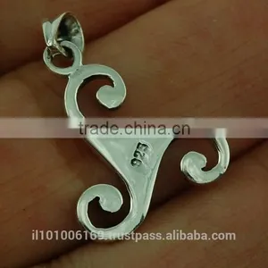 Triskele Triple Spiral Silver Pendant, Pn133 thumbnail-3