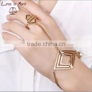 Fashion Punk Rock Style Alloy Silver Joint Finger Rings Chains Connect Bracelet thumbnail-1