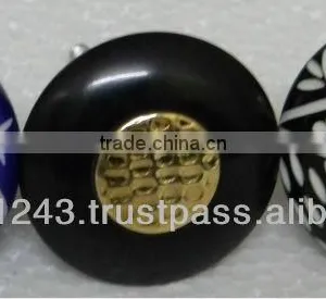 Knobs thumbnail-1