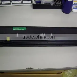 ORIGINAL TK 811 COLOR TONER CARTRIDGE thumbnail-1
