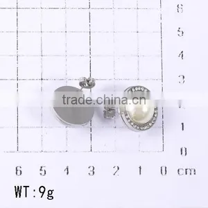 Latest Exquisite Workmanship Favorable Price White Big Pearl Earrings With Shinning Stone thumbnail-2